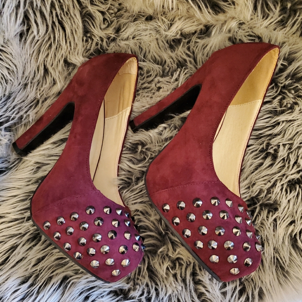 Torrid 4H Merlot Stud Toe Pumps